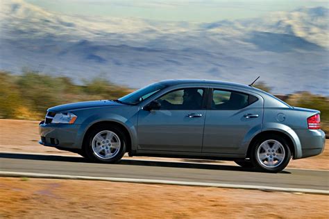 Dodge Avenger Photos and Specs. Photo: Dodge Avenger Specifications and ...