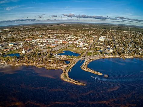 The Best Small Towns In Florida S Emerald Coast To Chill Out WorldAtlas