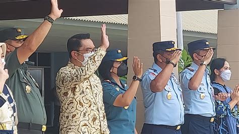 Komandan Lanal Bandung Sambut Kedatangan Presiden Ri Dalam Rangka