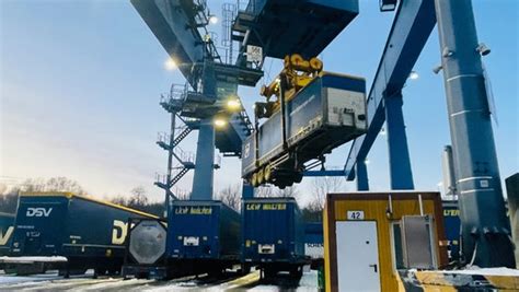 Logistik Profis im Port of Lübeck NDR de Fernsehen Sendungen A Z