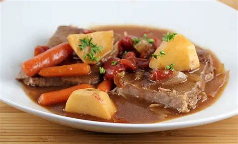 Slow Cooker One Dish Swiss Steak Recipe Cully S Kitchen