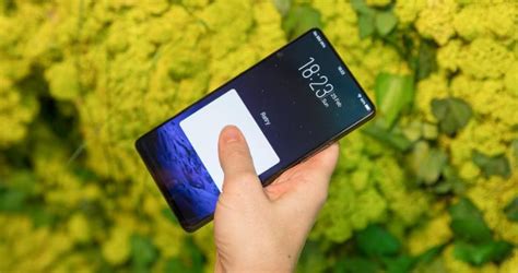 Vivo анонсировала коммерческую версию смартфона с выдвижной фронтальной ...