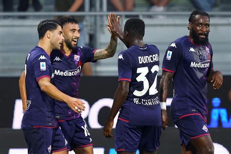 Serie A Un Punto A Testa In Frosinone Fiorentina E Monza Bologna I