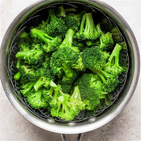 steam broccoli stove top microwave  wooden skillet