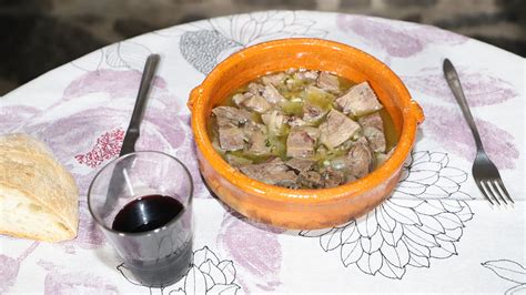 Guiso De Lengua De Ternera Canal Cocina Receta Canal Cocina