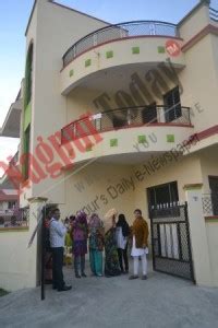 Sex Den Busted At Manish Nagar Women Arrested Inter State Racket Suspected