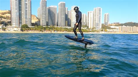 5 Performance Advantages of Hydrofoil Surfing – Pulseer