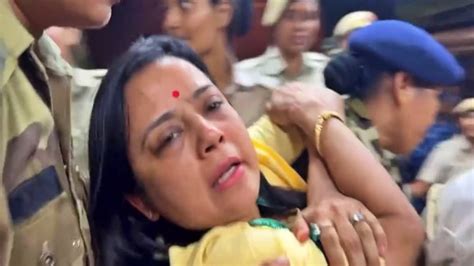 Tmc Mps Abhishek Banerjee Mahua Moitra Among Other Leaders Detained