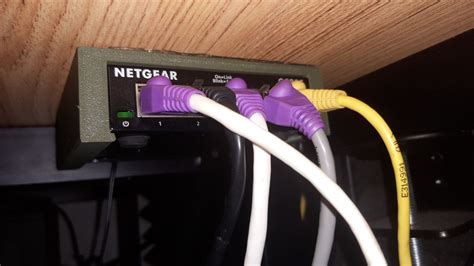 Underdesk mount for the 5 ports switch Netgear GS305 by Barrnet ...