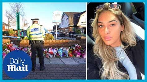 Merseyside Christmas Eve Shooting Mourners Lay Flowers For Wallasey Shooting Victim Elle