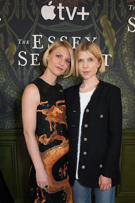 Clémence Poésy nous parle de la série “The Essex Serpent” | Vogue France