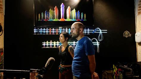 Primeiro Sex Shop De Cuba Reacende Tabus E Pedidos Por Legaliza O Uol Universa