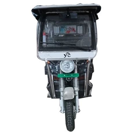 Yatri Black Super E Rickshaw Vehicle Capacity Seater At Rs