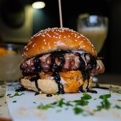 𝗖𝗼𝗺𝗽𝗹𝗶𝗺𝗲𝗻𝘁𝗮𝗿𝘆 𝗠𝗲𝗮𝗹 I First Had The Octopus Burger From Burger