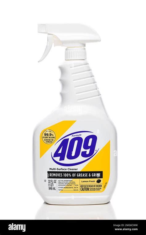 Irvine California 8 Jan 2023 A Spray Bottle Of Formula 409 Multi Surface Cleaner Lemon