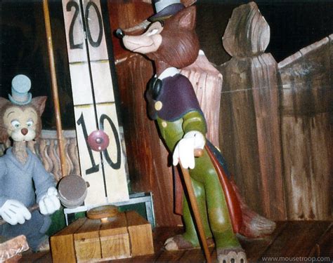 Mouse Troop: Pinocchio's Daring Journey in 1983