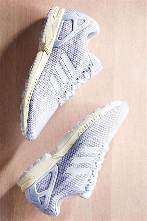 Adidas ZX Flux All White | SOLETOPIA