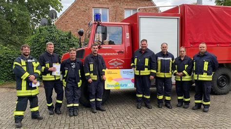 Aktiv In Niendorf An Der R Gnitz Feuerwehr Ist Immer Pr Sent Svz