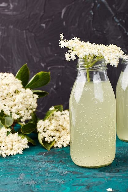 Premium Photo Kombucha Tea With Elderflower