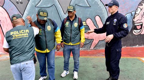 Grupo Terna De La Pnp Instruido Por Policías Franceses [fotos] Lima