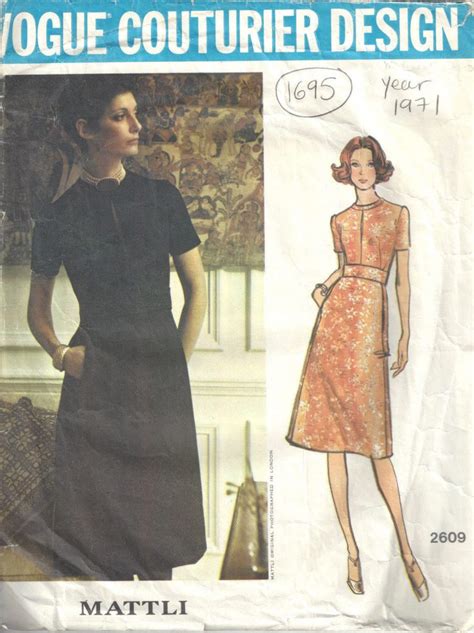 1940s WW2 Vintage Sewing Pattern B32 BLOUSE SKIRT 1362R The