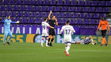 Cuadra Fern Ndez Rbitro Frente Al Real Madrid Real Valladolid Cf