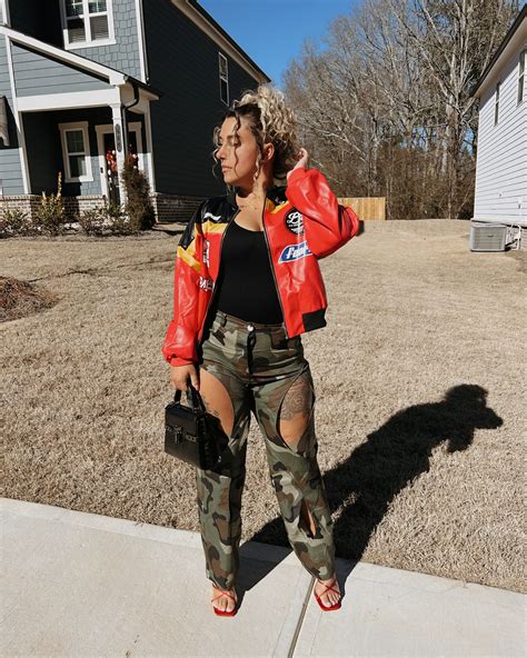 Tayha Colette (@likeimtayha_) • Instagram photos and videos