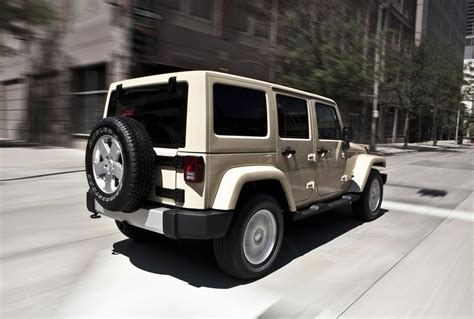 Looks Like A Car New Jeep Wrangler Chrysler Released Official