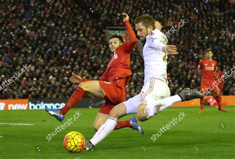 Gylfi Sigurdsson Swansea City Crosses Ball Editorial Stock Photo