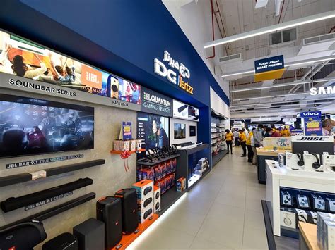 Watch Tech Retailer Sharaf Dgs New Dubai Store Packs In Experiences