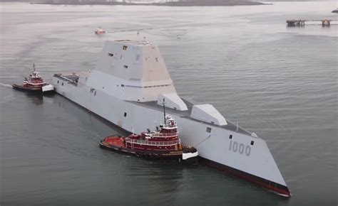 Watch U S Navy S New Zumwalt Destroyer In Portland Harbor