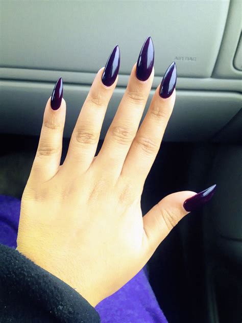 Black And Purple Nails – A Combination Worth Trying!