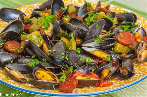 Moules aux poivrons tomates et chorizo Kilomètre 0