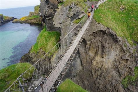 Ireland's Giant's Causeway Day Trip Guide - Little Things Travel