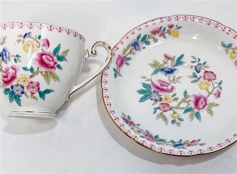 Roselands By Royal Grafton Teacup And Saucer Antique Teacups Vintage