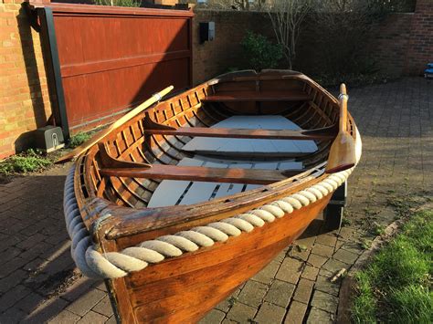 Clinker Plywood Rowing Dinghy Wooden Rowing Boat For Sale