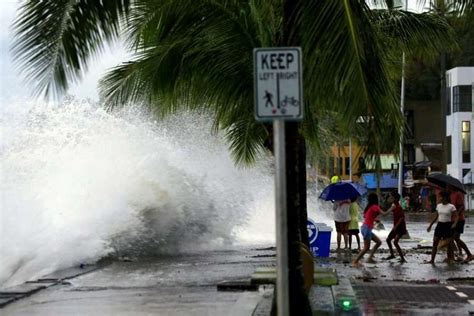 Potentiellement catastrophique le super Typhon Man yi a touché terre