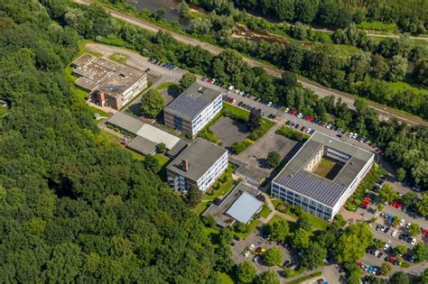 Luftaufnahme Arnsberg Schulgebäude der Berufsschule Berufskolleg