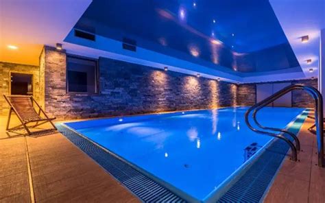 Best Hotels with Indoor Pools in CT [Updated 2024] - Connecticut ...