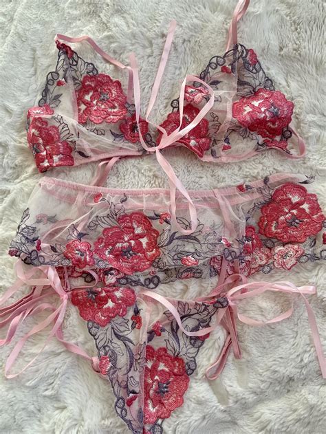 Clothing Sofie Marie’s Worn Lacy Flowered Bra Thong Panty Garter Set Sweeky