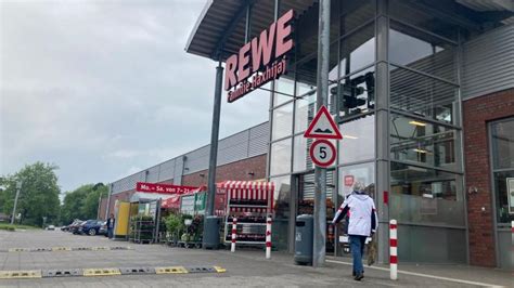 Flensburger wegen Überfall auf Rewe Markt in Mürwik vor Gericht SHZ