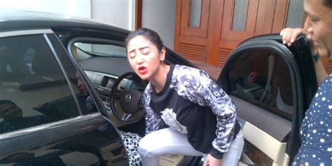 Video Hot Dewi Persik Di Youtube Ditonton Lebih Dari 1 Juta Kali Merdeka