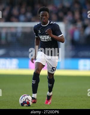 romain esse  millwall millwall  huddersfield town sky bet