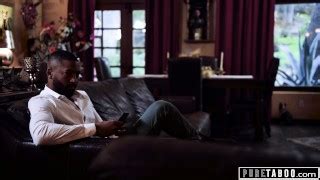 Deviante Hot Asian Cheats On Her Dickhead Boyfriend With His Best Friend For Her First Bbc