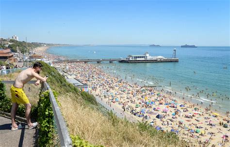 Bournemouth Beach In Pictures As Thousands Flock And Major Incident