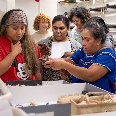 The Kiribati Arts and Weavers Community - Discover - Auckland War