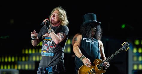 Oficial Guns N Roses V O Dar Um Concerto Em Coimbra Em New