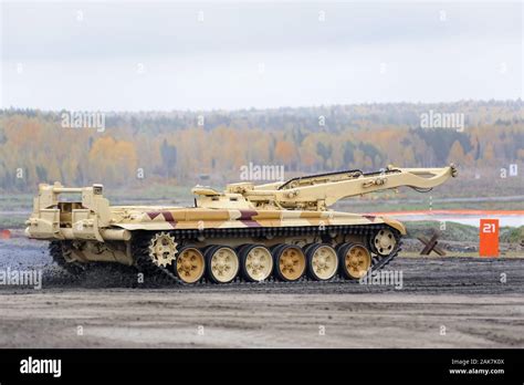 Armoured Recovery Vehicle Brem M In Action Stock Photo Alamy