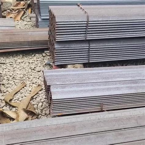 X X Mm Aisi L Stainless Steel Equal Unequal Angle Bar Steel