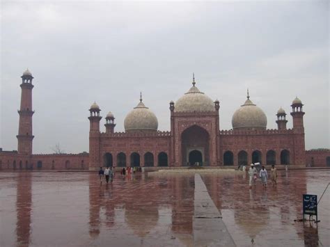 Badshahi Mosque Pakistan Wallpapers ~ All About Pakistan